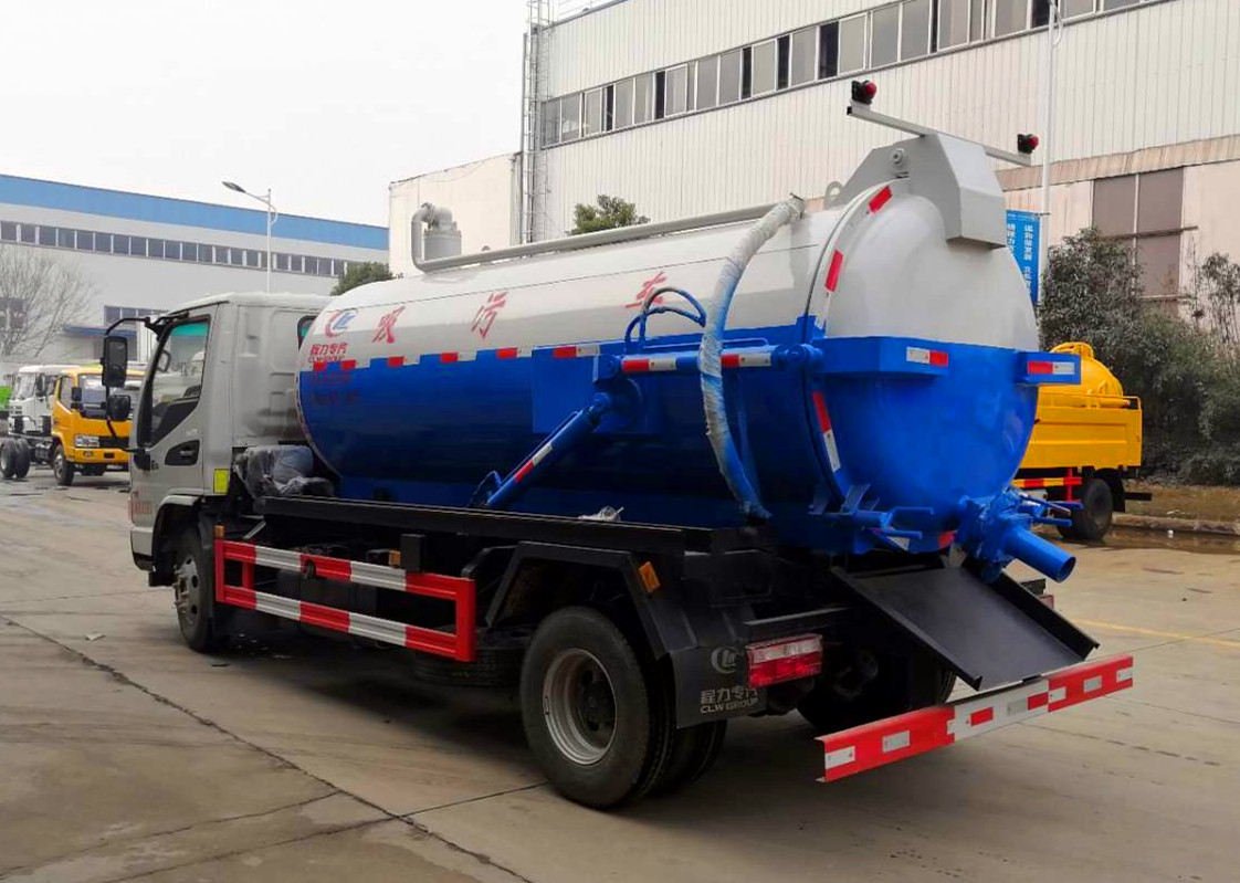 4方吸污车-国二-LD141