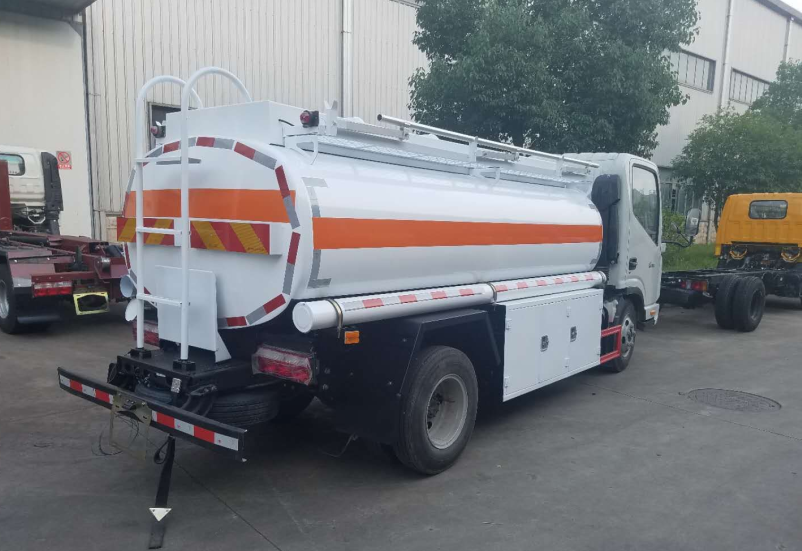 5方加油车-国二-LD141