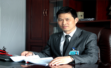 艾大銜校長(zhǎng)