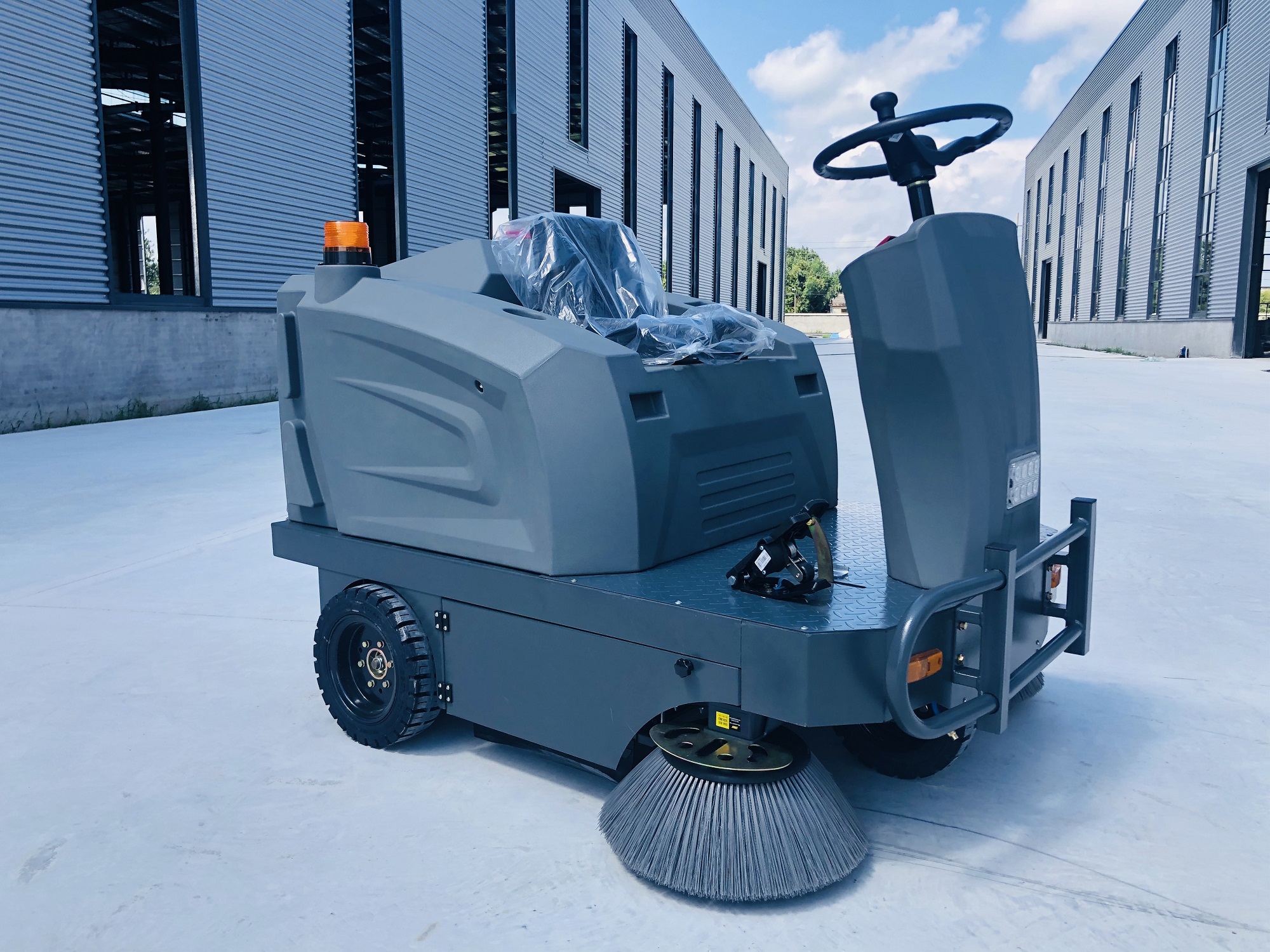 KJ-1400型扫地机