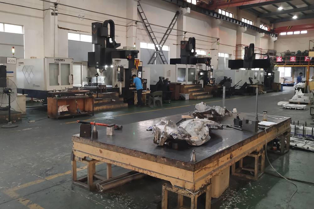 模具車間1.jpg 模具車間1.jpg