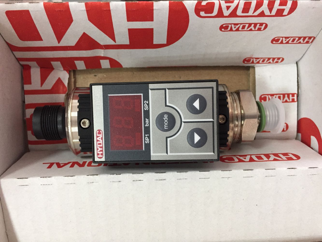 德國HYDAC賀德克HDA4840-A-250-424(10M)壓力傳感器EDS1791-N-400-000壓力變送器VR2D.1/L24差壓傳感器HAD444