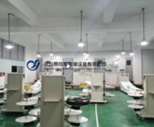 卷對(duì)卷升降式收放料