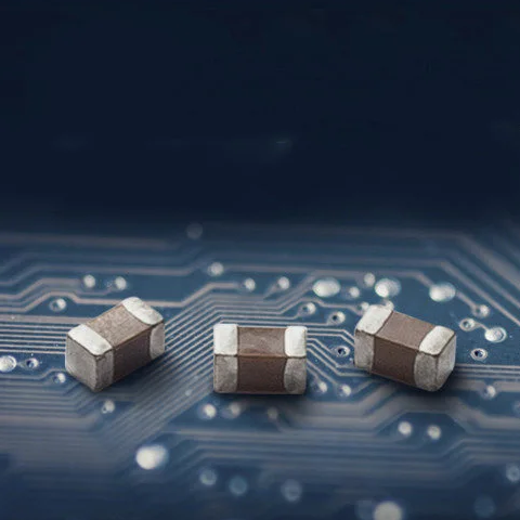 【電子干貨】電容的“通交流、阻直流”，終于有人講清楚了！