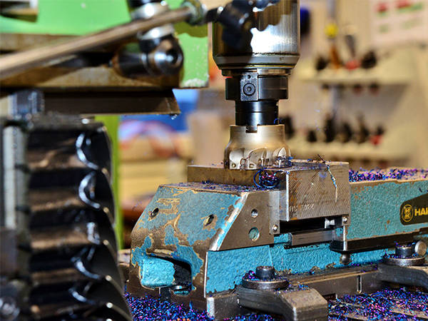 精密沖壓零部件的核心特征