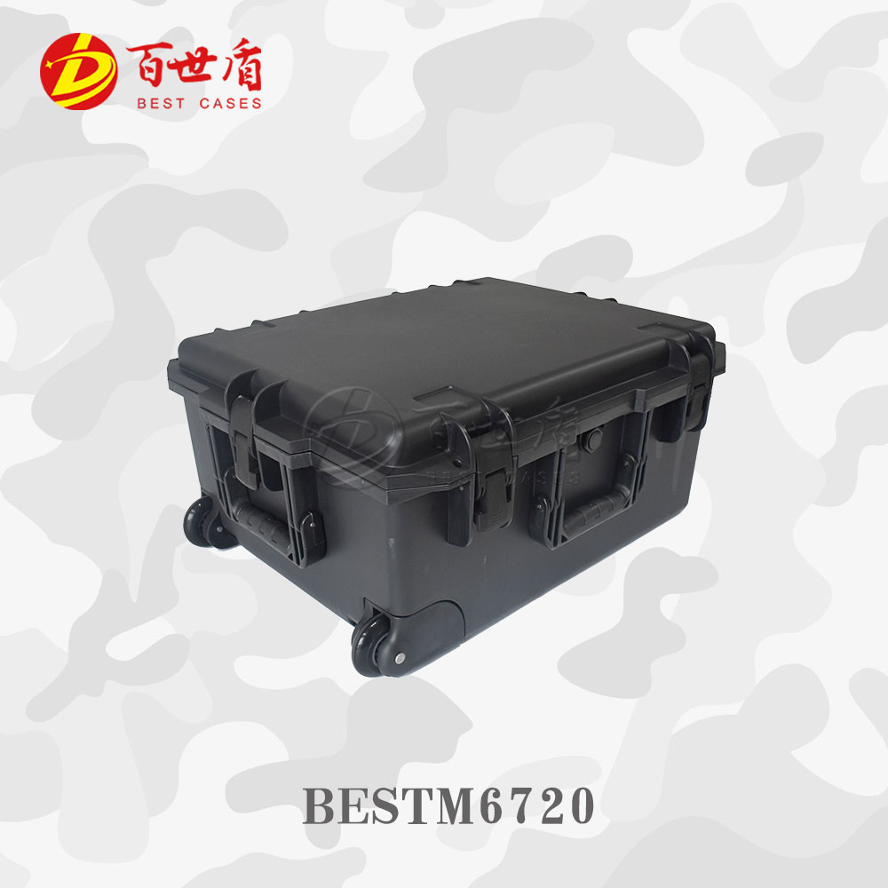 M6720-1.jpg M6720-1.jpg