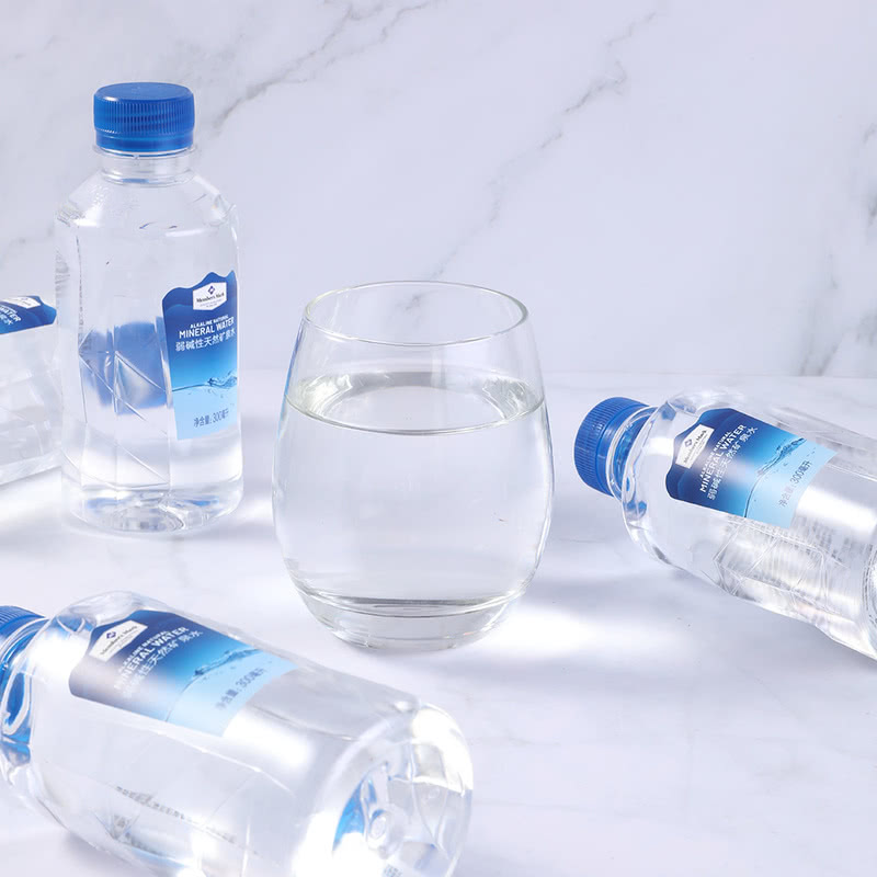 山姆弱堿性天然礦泉水300ml