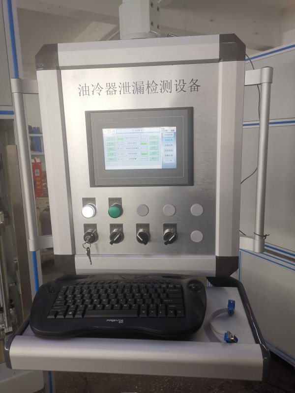 汽車油冷器氣密檢測設(shè)備