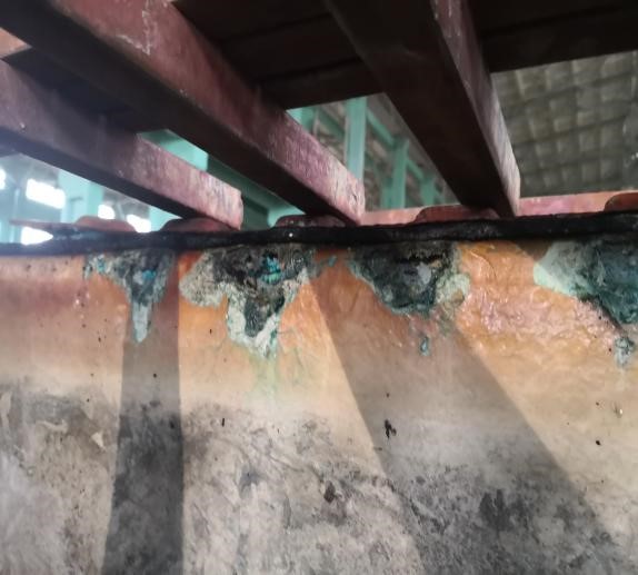 混凝土銅電解槽GFRP防腐蝕內(nèi)襯失效分析