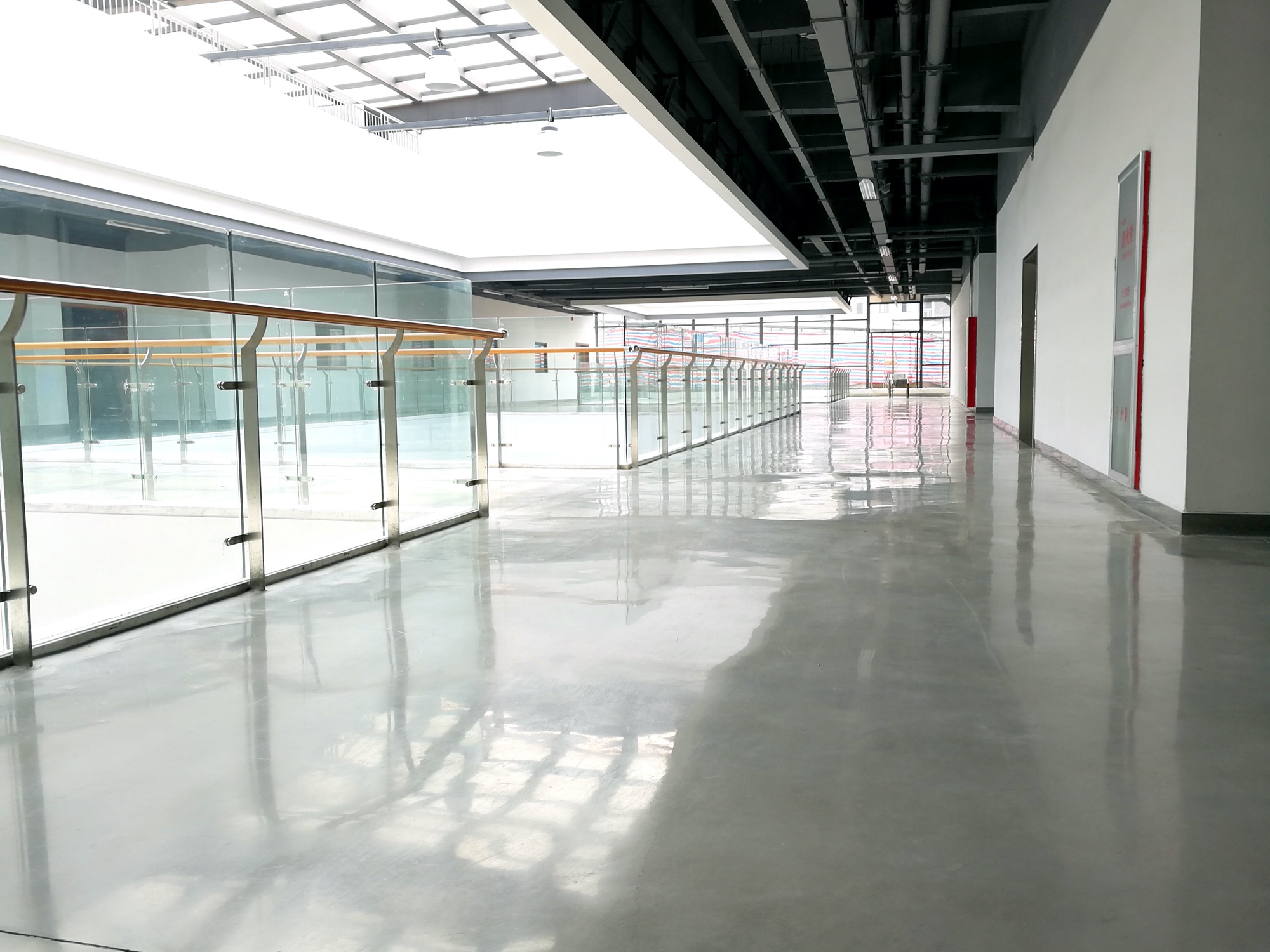 信陽光山西亞城市廣場