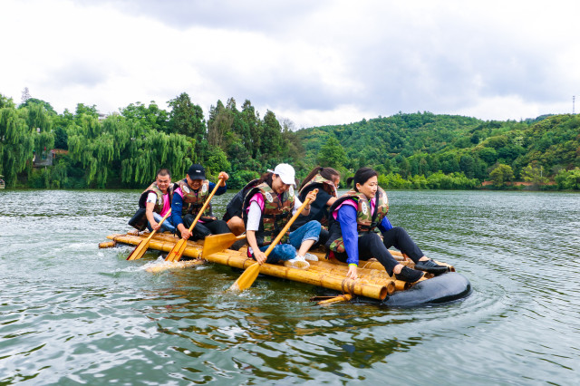 昆明企業(yè)公司團(tuán)建：二龍湖團(tuán)建基地
