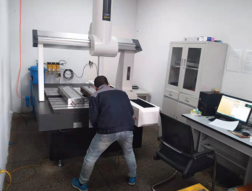 三次元精密測(cè)量設(shè)備