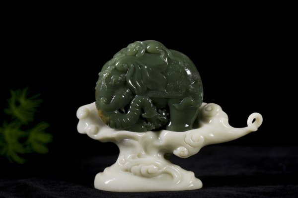 和田玉飛向成功