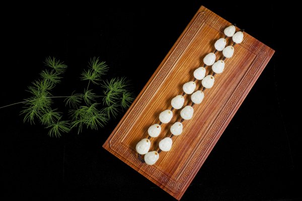 和田玉十八羅漢