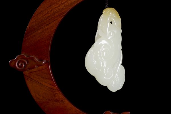 和田玉鴻運當頭