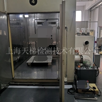 步入式綜合溫度試驗(yàn).jpg 步入式綜合溫度試驗(yàn).jpg