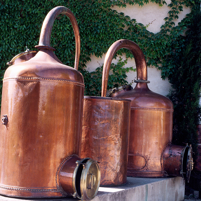 蒸餾水器使用時需要注意什么