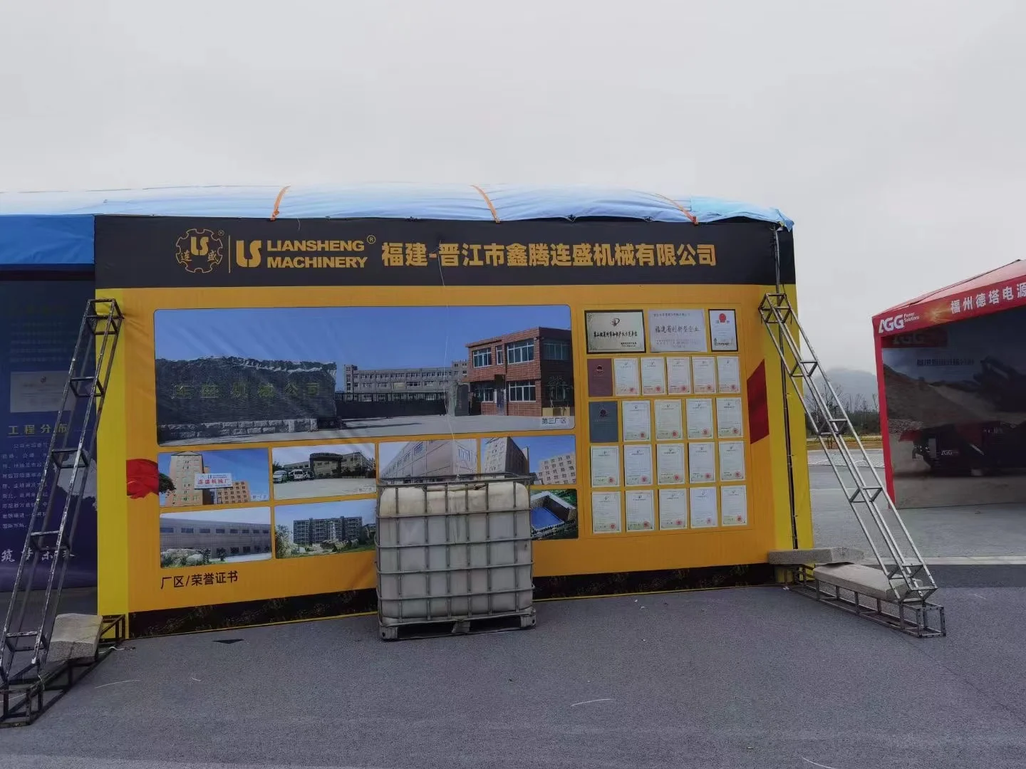 挖掘機冬季保養技巧