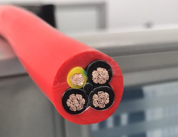 300/500V熱固性橡膠絕緣聚氨酯護套柔性電纜