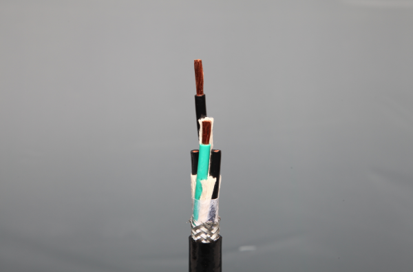 PVC高柔性屏蔽拖鏈控制電纜Chainflex?CY110 7G0.75