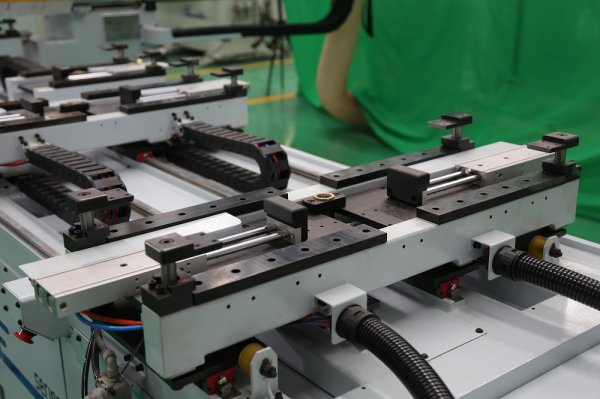 舒平精工門套加工中心DF45-A
