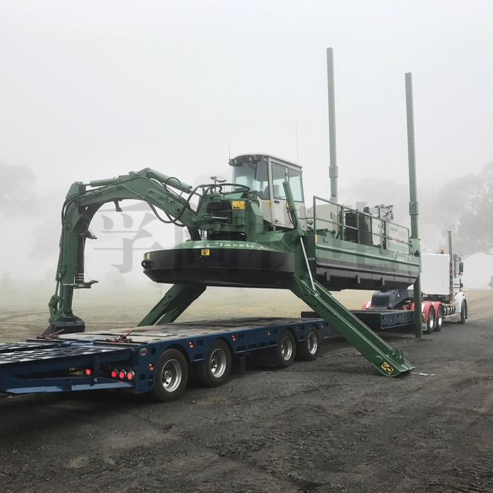 水王多功能環(huán)保挖泥船