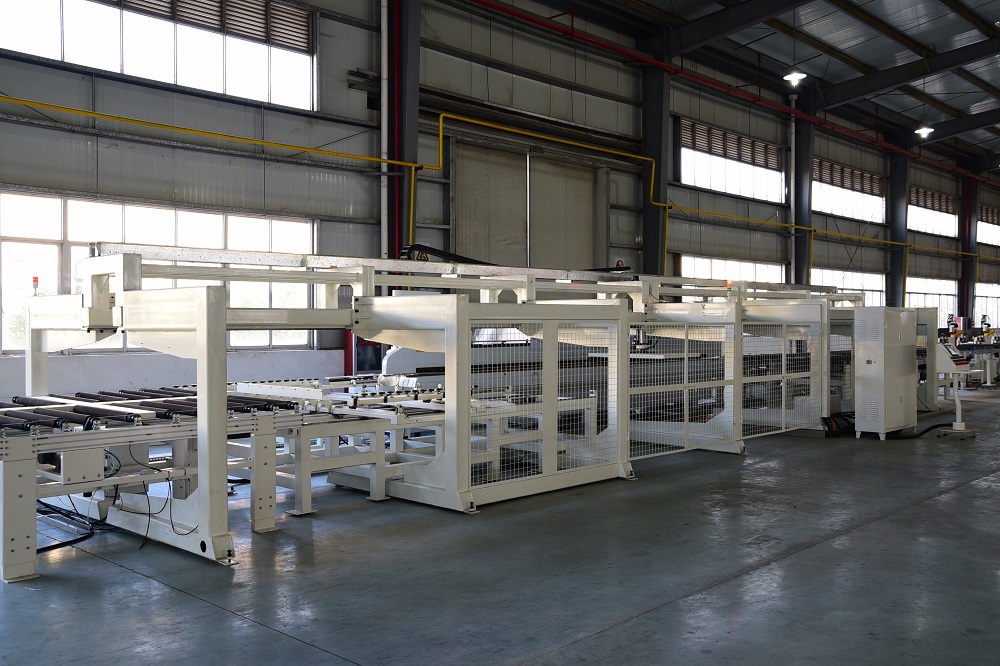 2.封邊Edge banding.JPG