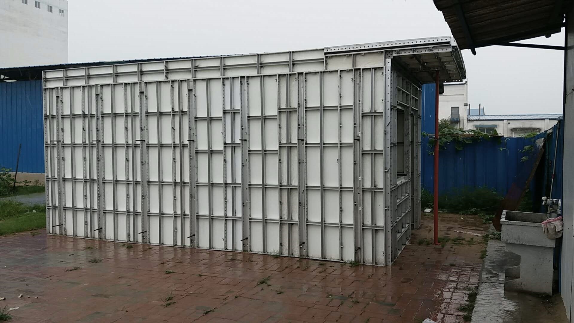 塑料建筑模板
