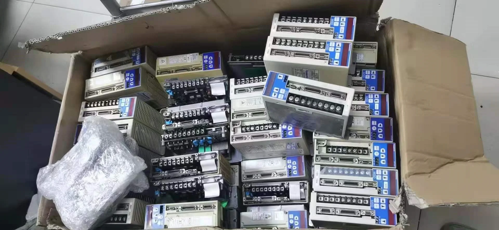 松下伺服器MSD011A1XX 維修，故障未知，客戶積累下來的故障機