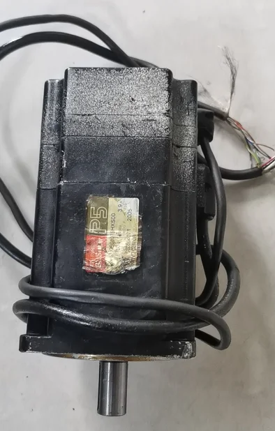 工廠送修2臺軸卡死電機，佳鐵加工中心，過載