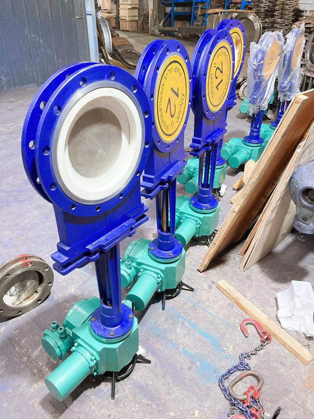 使用陶瓷刀型閘閥時，需要注意哪些事項