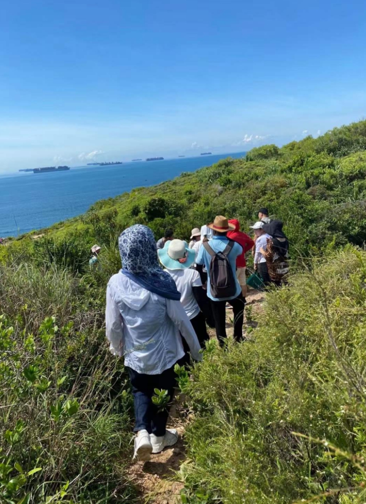 正實 東西沖海岸線徒步穿越拓展訓練