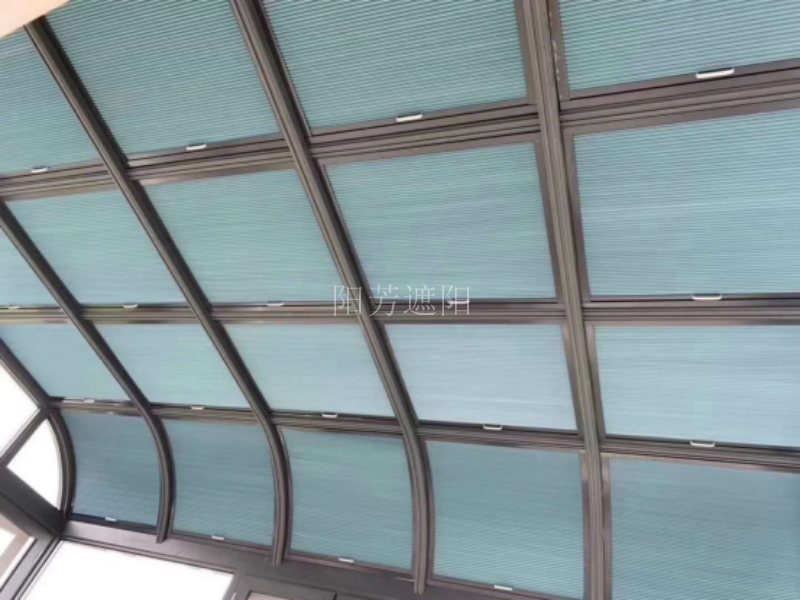 手/電動蜂巢天棚簾