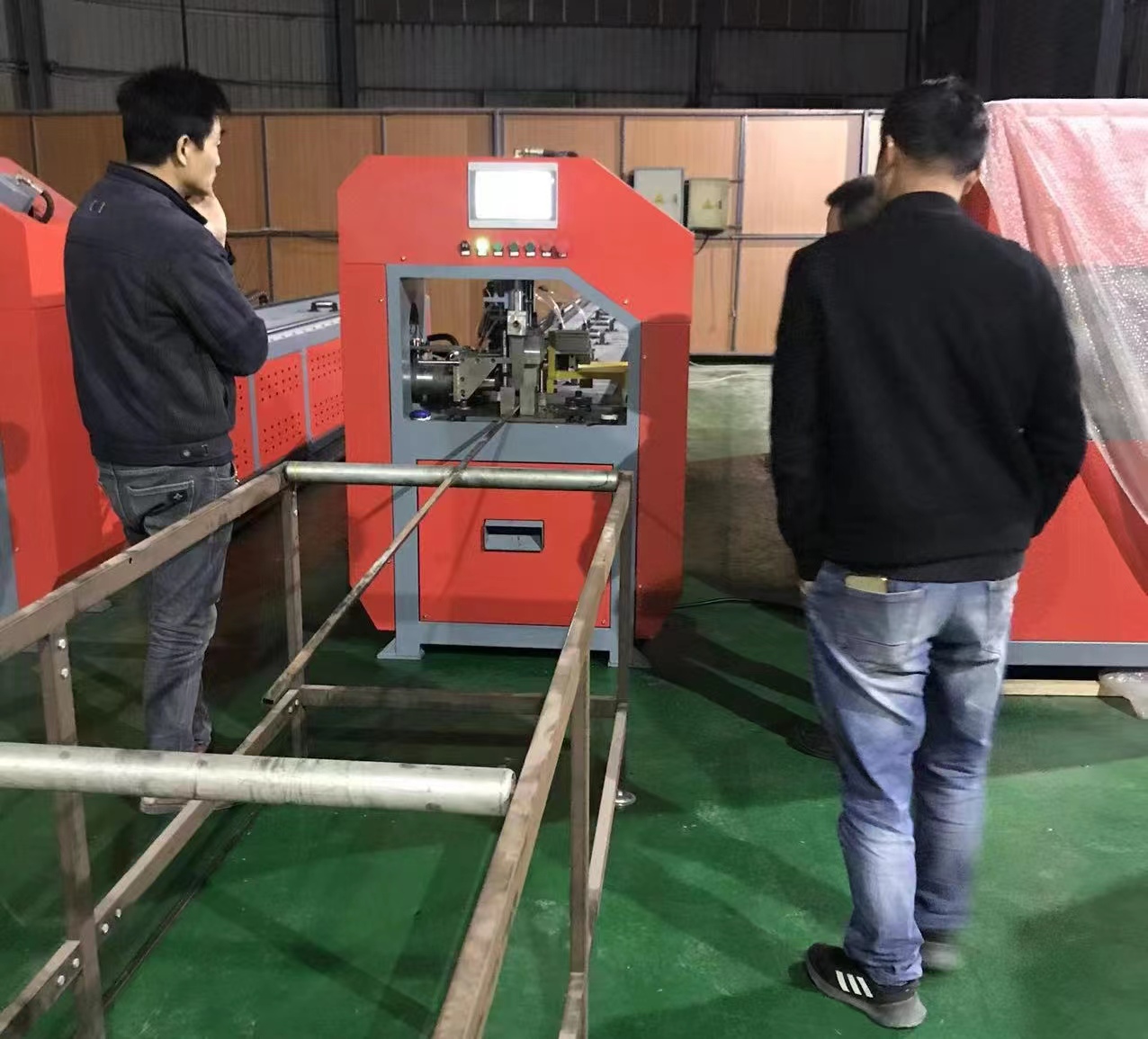 管材沖45度角沖斷一體機