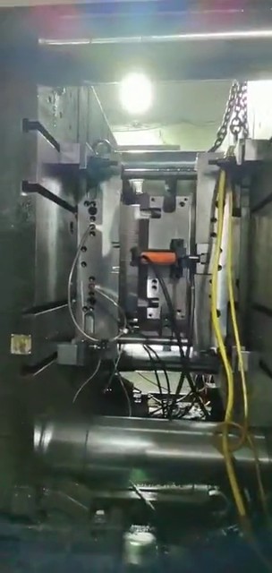 浙江台州厂家直销塑料马桶盖板模具 注塑模具加工定制