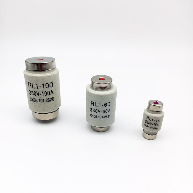 低壓熔斷器在各行業(yè)中的應(yīng)用：安全保護(hù)，故障防控的有力武器