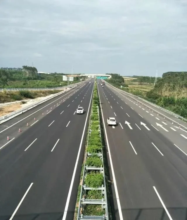 雙組份道路標(biāo)線(xiàn)涂料