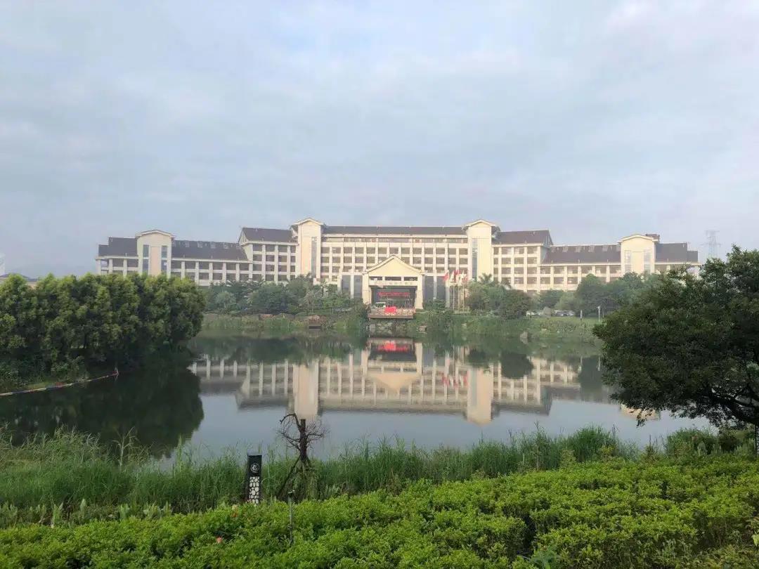 2021年杰晟集团年中会议暨户外拓展活动