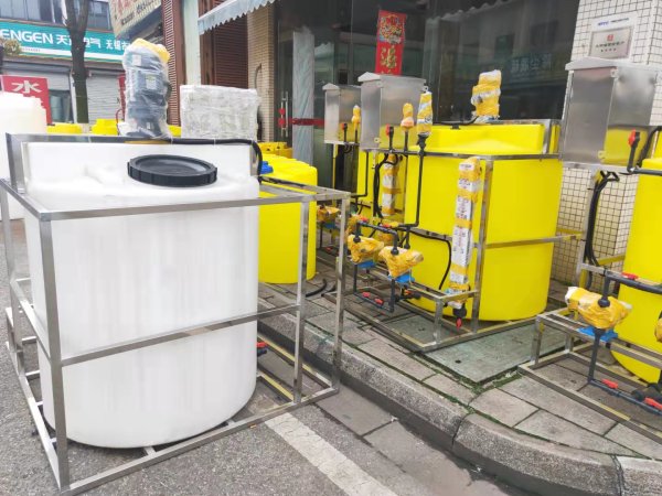  PH調(diào)節(jié)加藥裝置