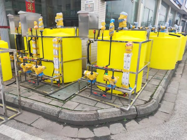  PH調(diào)節(jié)加藥裝置