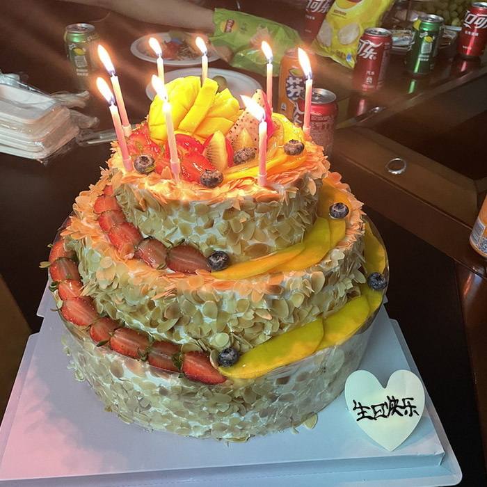 2021年員工舉辦生日會