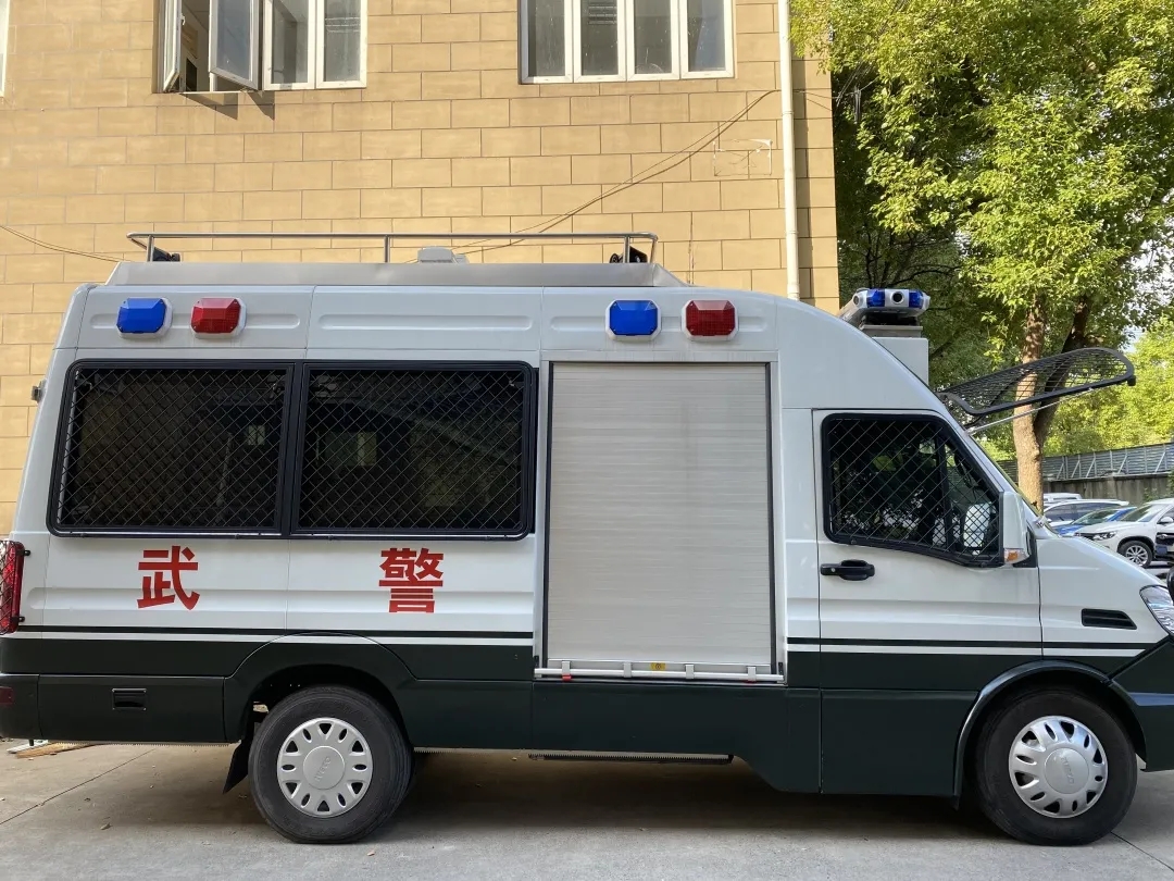 以欣工業特種車改造！