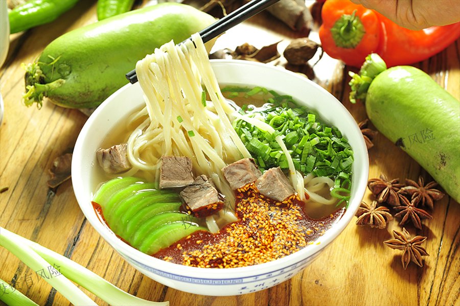 蘭州牛肉面加盟—碧富宮