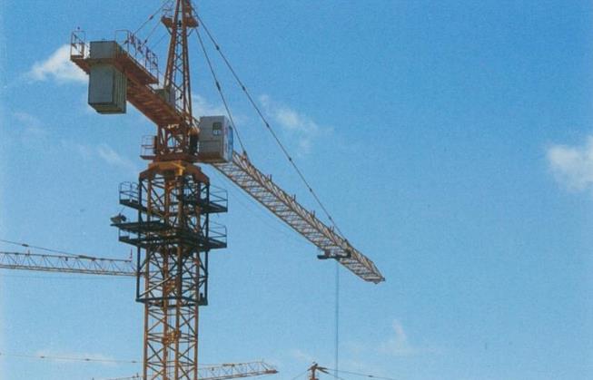 塔式起重机