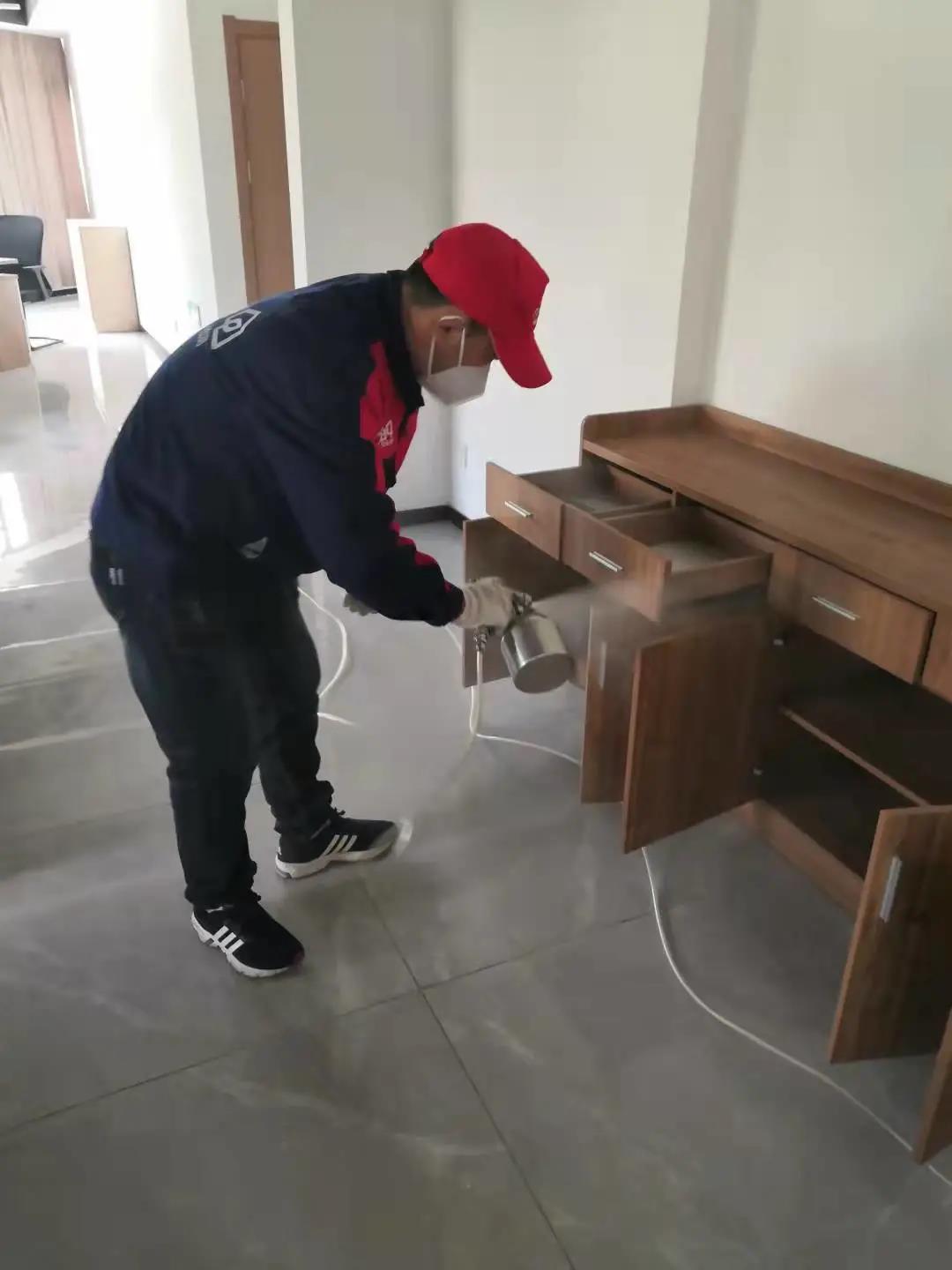 除甲醛還在靠開窗通風？這個方法更有效！