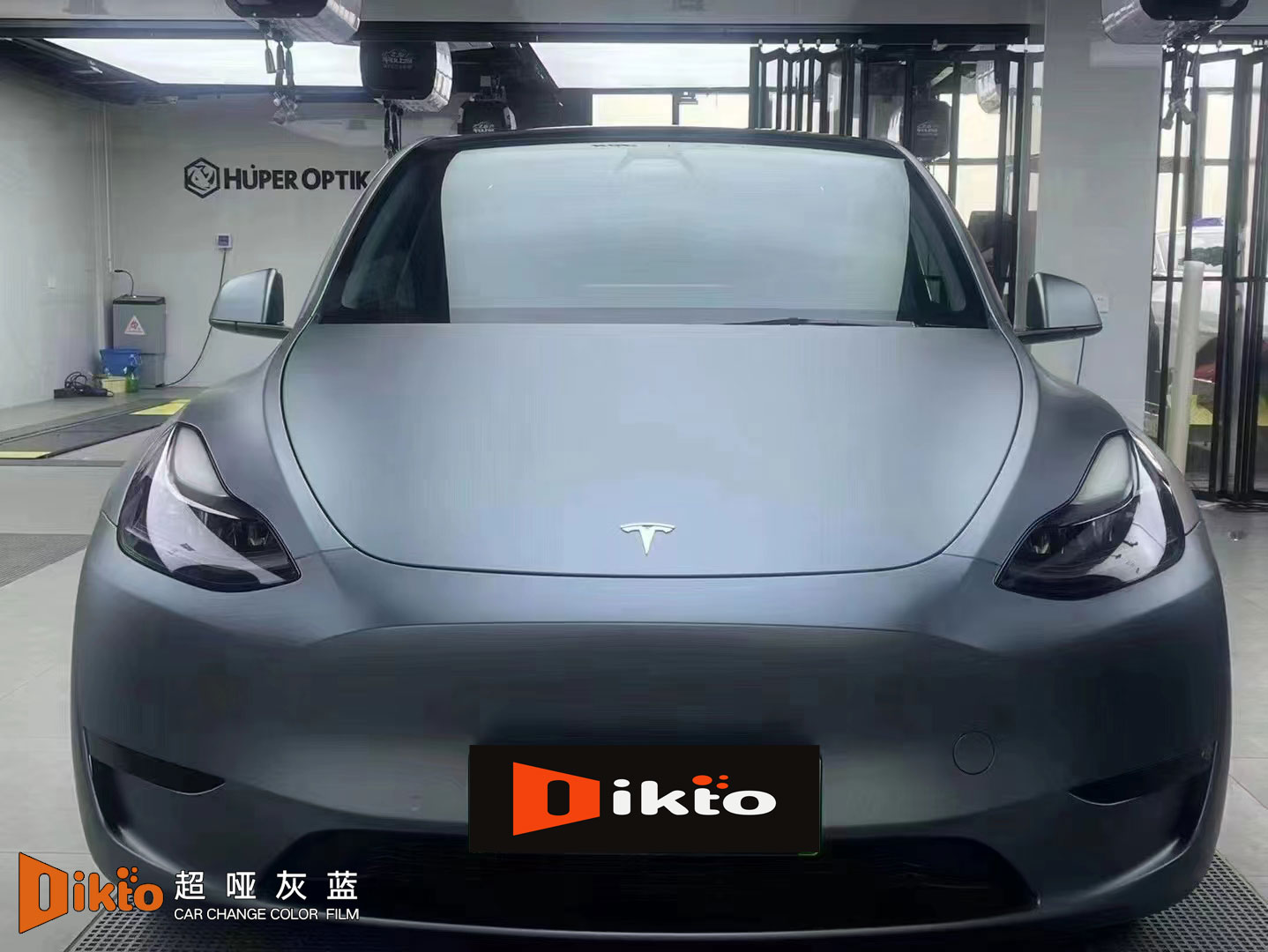 超啞灰藍--特斯拉Model3