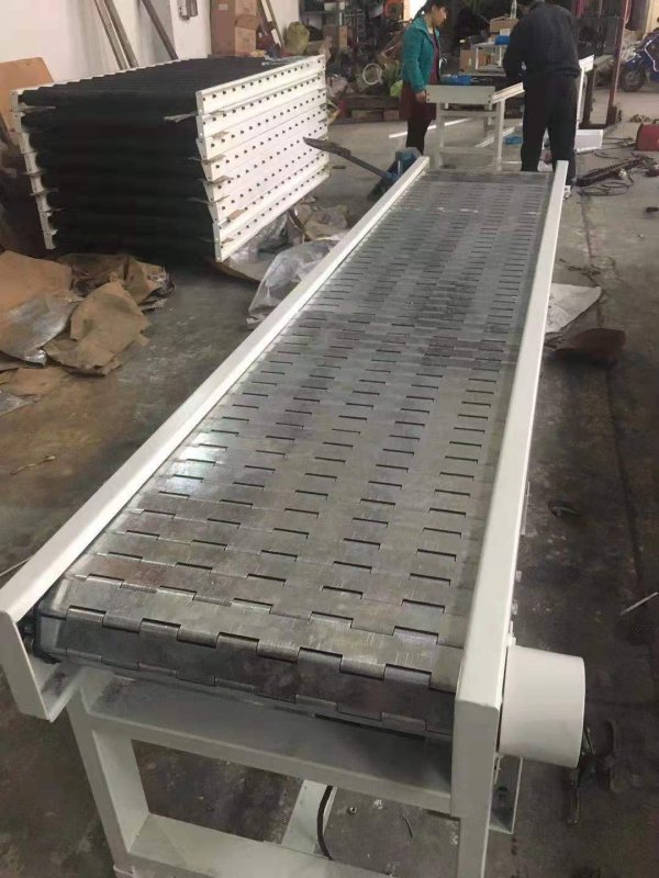 鏈板輸送機(jī)