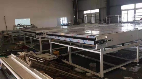 鏈板輸送機(jī)