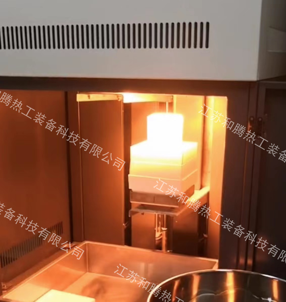 1800型泡沫陶瓷新材料1600℃高溫開爐的應用