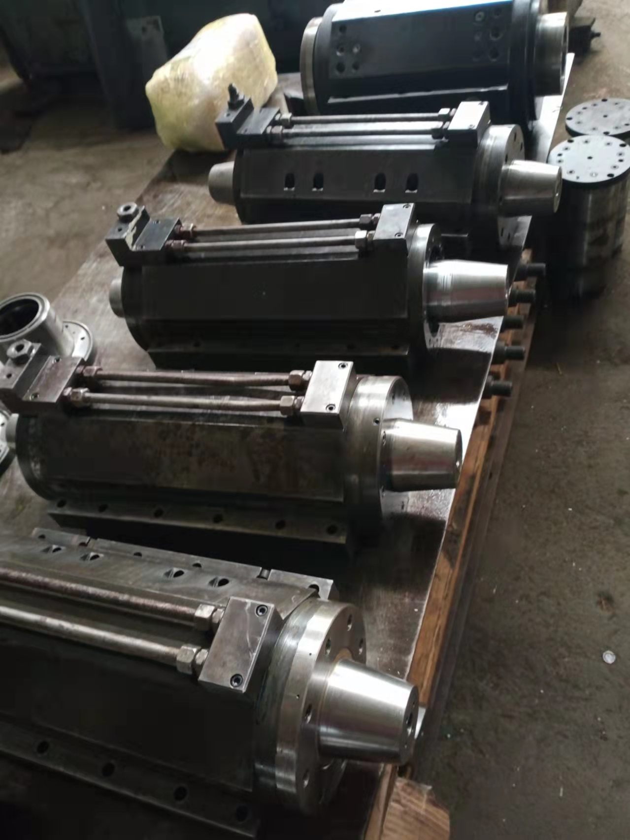 靜壓主軸發(fā)燙的原因